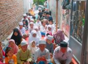 Moment Mengharukan Antara Media Potretrealita.com dan Cekpos.id Berikan Santunan Kepada Anak Yatim-Piatu