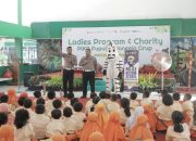 Ops Patuh Semeru 2024, Polres Gresik bawa Badut Zebra Gelar Edukasi Keselamatan Lalu Lintas di SDN Petrokimia Gresik
