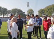 SIDAK STADION GELORA 10 NOVEMBER, WALI KOTA ERI AJAK MASYARAKAT RAMAIKAN AFF U-19