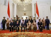 Menhan Prabowo Dampingi Presiden Jokowi Hadiri Upacara Prasetya Perwira TNI-Polri 2024