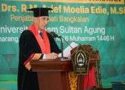 Dikukuhkan, Pj Bupati Bangkalan Mendapat Gelar Profesor Kehormatan Dari Unissula Semarang