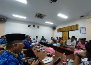 Audiensi ke Komisi I DPRD Sampang, Ketua PABPDSI; Menilai Tim Evaluasi Pj Kades Tidak Transparan