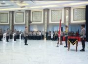 Kapolda Jatim Irjen Imam Sugianto memimpin upacara serah terima jabatan (sertijab) PJU dan Kapolres di Mapolda Jatim.