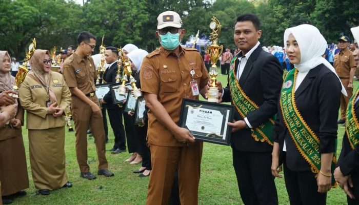 Peringatan Hari Kesehatan Nasional ke-60 di Kabupaten Bangkalan: Sekda Ajak Masyarakat Tingkatkan Pola Hidup Sehat