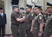 Jaksa Agung Lantik Dr. Kuntadi Sebagai Kajati Jatim