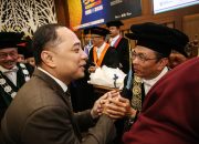 Hadiri Pelantikan Rektor Unair, Wali Kota Eri Cahyadi Perkuat Komitmen Kolaborasi