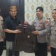 Silaturahmi dan Sinergi: Polres Tanjung Perak Serahkan Jas Dai Kamtibmas di Ponpes Tarbiatul Ulum
